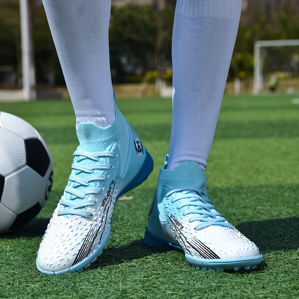 Zapatillas, Zapatos de Entrenamiento de Fútbol de Caña Alta para Hombres y Mujeres - Ligeros, Transpirables, con Cordones, Diseño Moderno - Zapatos Unisex para Todas las Estaciones | Botas de Fútbol Profesionales | Aplicables en Múltiples Superficies | Dos Colores