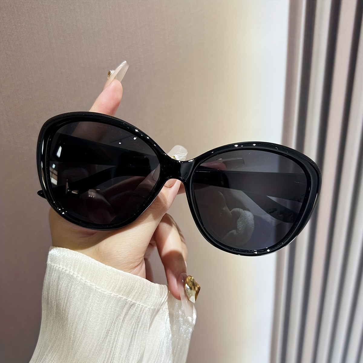 

Oversized Cat Eye For Women Retro Fashion Anti Glare Sun Shades For Driving Travel Beach Gradient Tea Lens