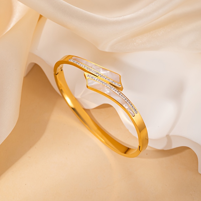 TEMU 1 pièce Bracelet délicat et élégant en acier inoxydable incrusté de synthétique, convient cadeau pour toute occasion, pour hommes et femmes.