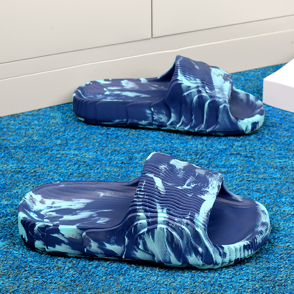 womens slip on flip flops lightweight cushioned eva sandals   for beach pool travel open toe summer shoes in blue gradient   fits   clean casual slippers outdoor walking   comfortable footwear opentoe sandals vacation essentials Product details 3
