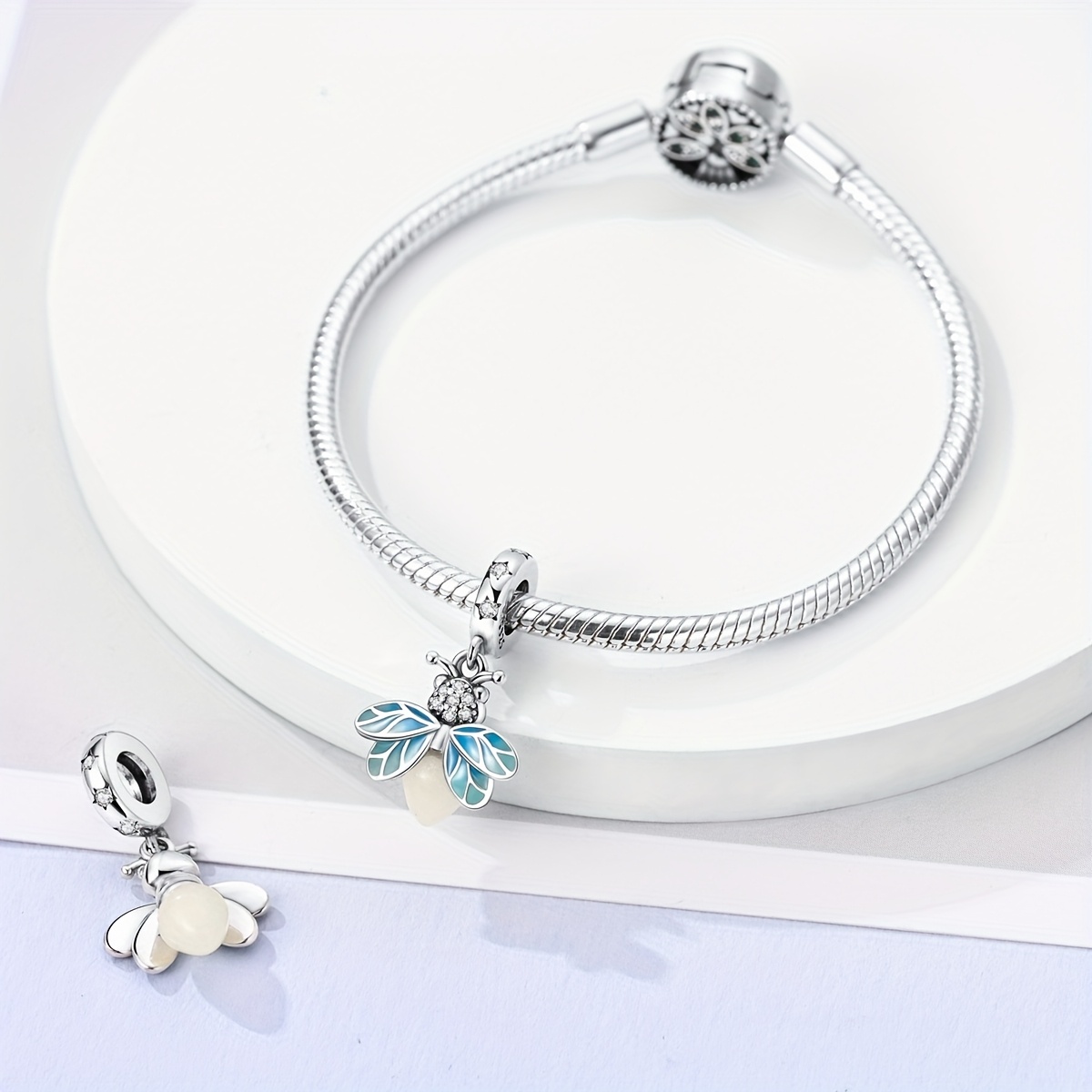 Women's Luminous Firefly Pendant Necklace in S925 Silver