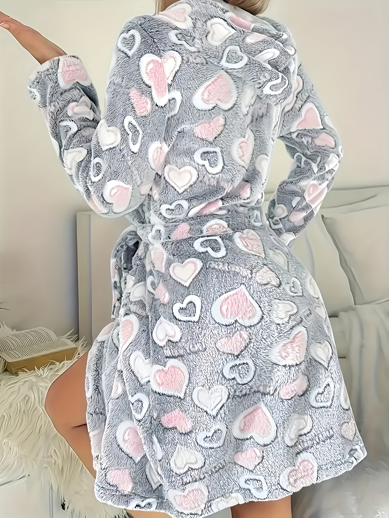 Gezellige Fleece-Gevoerde Damesbadjas met Hartjespatroon, Lange Mouwen en Zakken - Warme Herfst/Winter Thuislounage, Lichtgrijs, Knusse Badjas