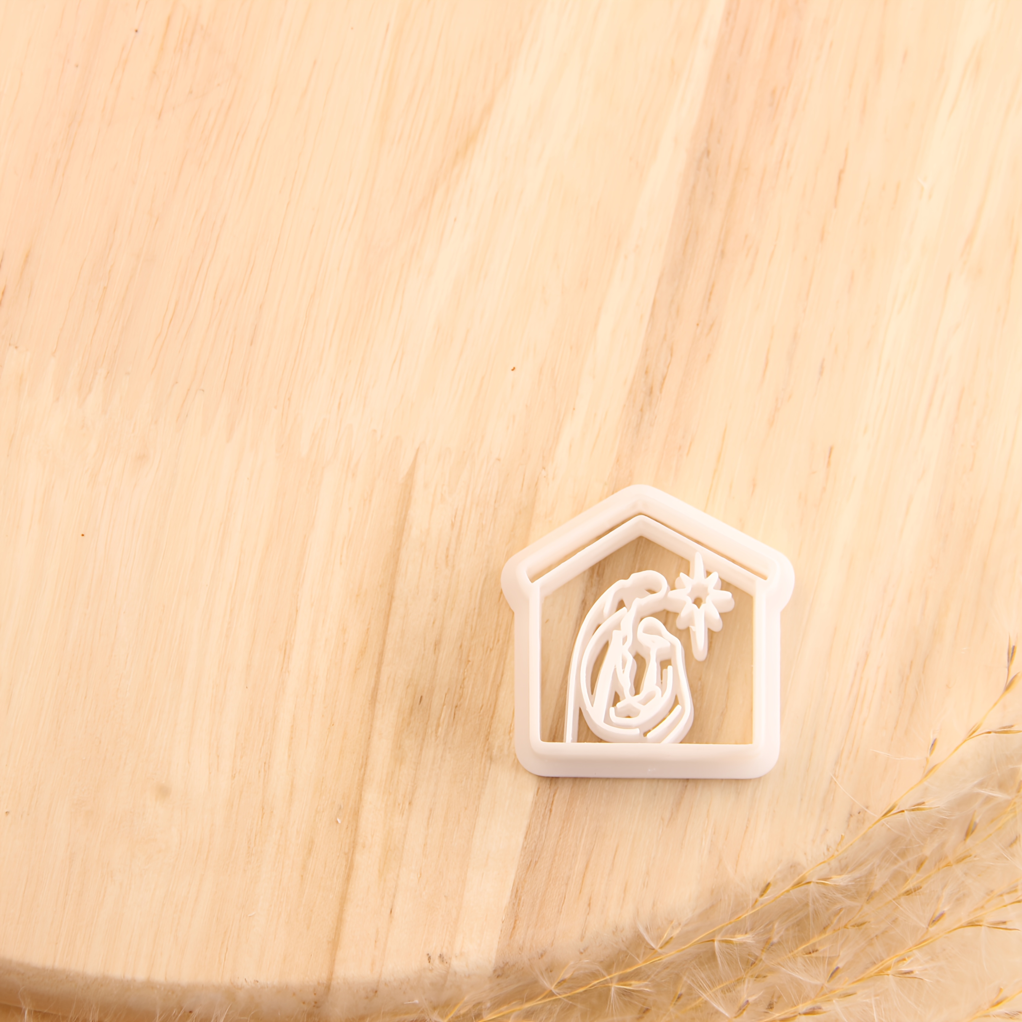 TEMU 1pc Jewelry Making Polymer Clay Cutters For Earrings Making, House Earring Clay Cutters, Clay Cutters For Polymer Clay Jewelry