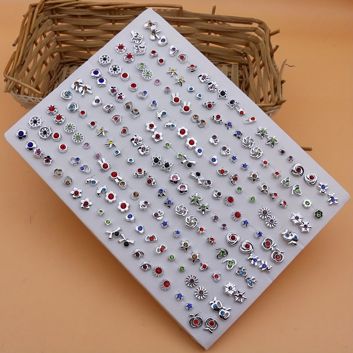 Boucles D'oreilles En Plastique Argenté - Modèle W18, état Quasi Neuf