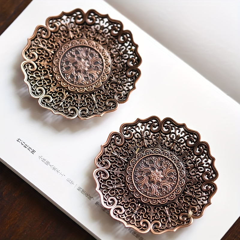 Image of Vintage Metal Cutout For Lotus Pattern Hollow Coasters For Home Decor, Set Of 2