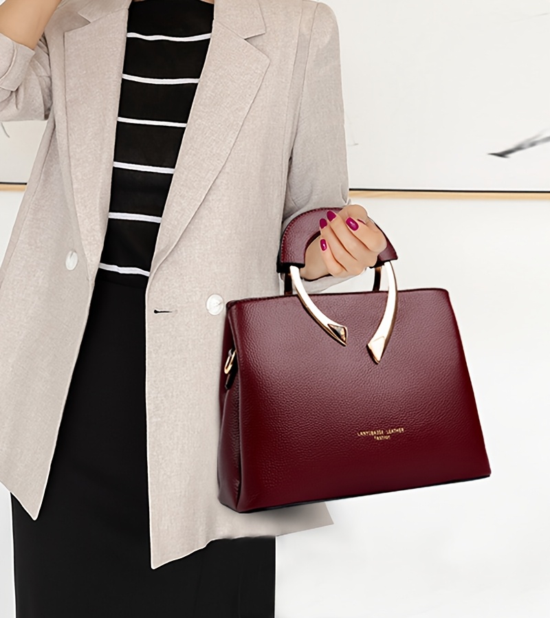 Fashionable Women'S Handbag Made of High-Quality Material, a Easy Shoulder Crossbody Bag with Three Layers And Large Capacity, Vintage Tote Bag