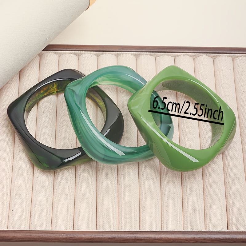 Light Luxury Niche Design Bangle, Elegant Fashion Statement