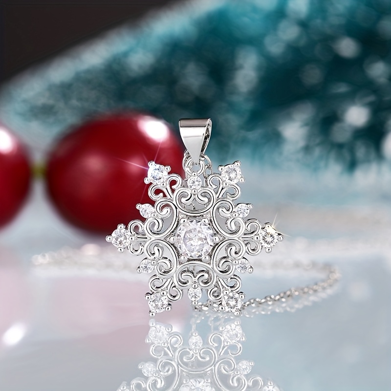 E-shop Eleganter Anhänger mit synthetischem Zirkonia in Schneeflocken-Design – für , Partys, Urlaub, , Freizeit Weihnachten – Exquisiter