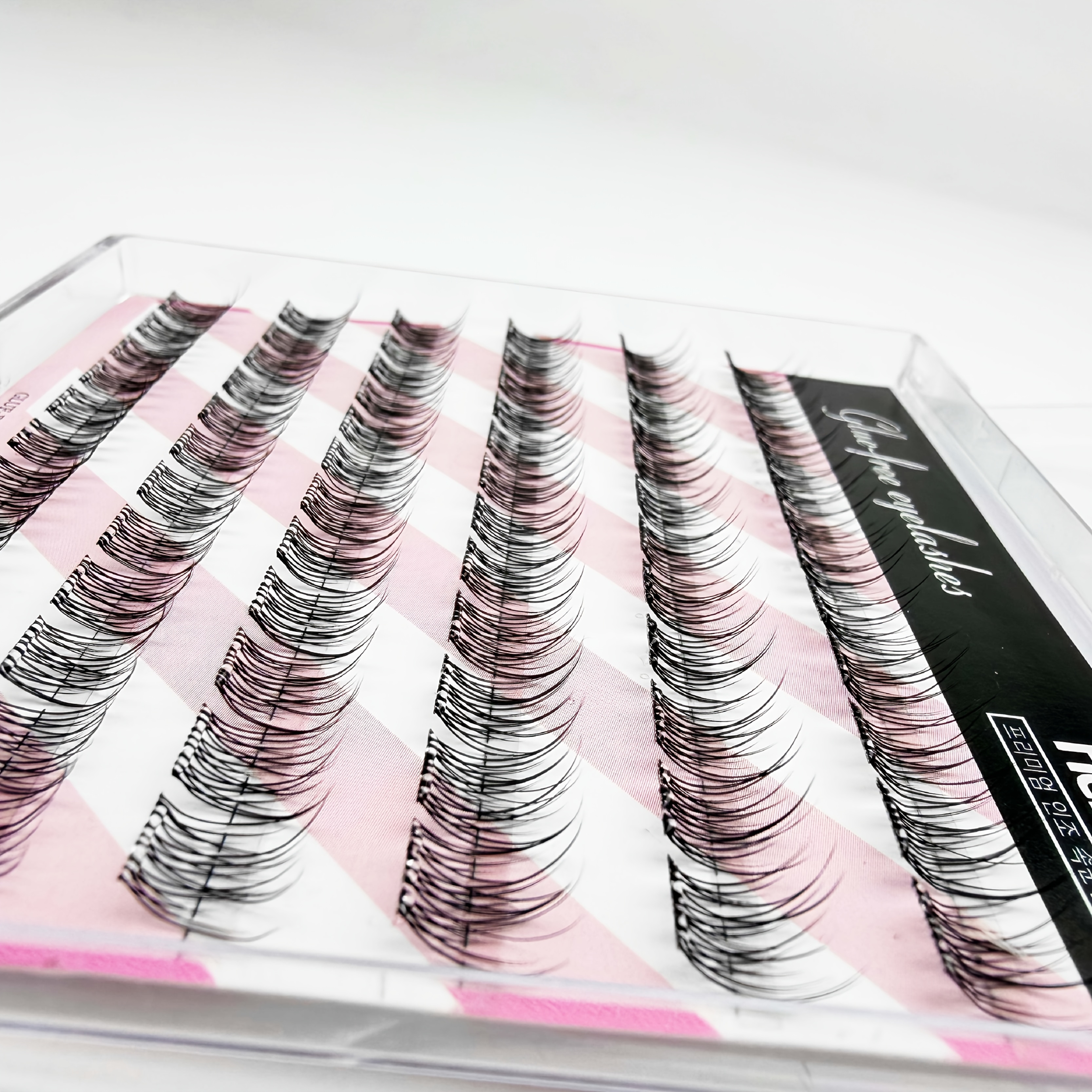 Natural Slender Long Upturned Clear Stem Segment Lashes