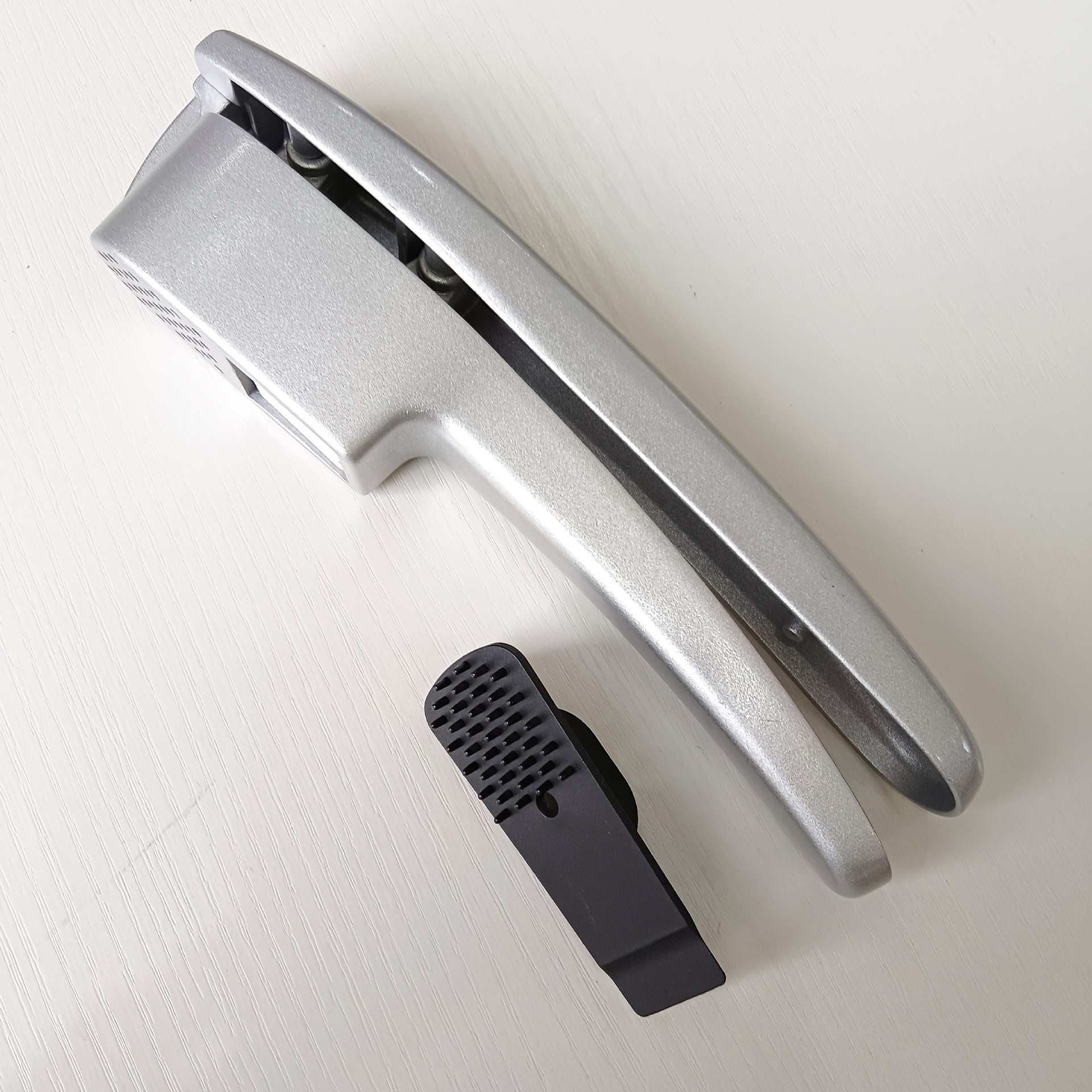TEMU 2-in-1 Garlic Press And Crushed Garlic Clip, Ginger Cutter, Home Kitchen Gadget
