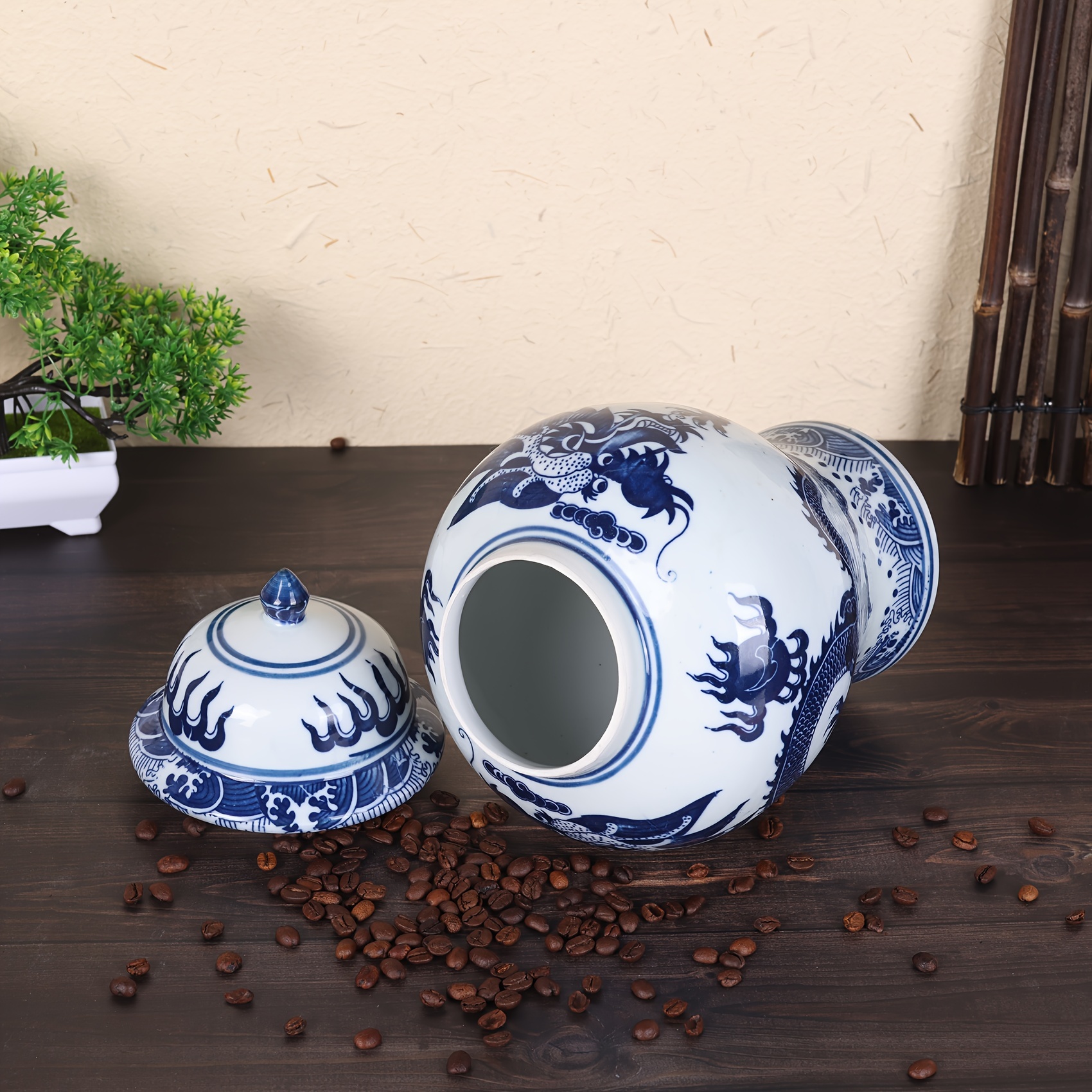手作り中国青花磁器の壺 龍蓋付き伝統的な花瓶 装飾用ラウンドフリップ