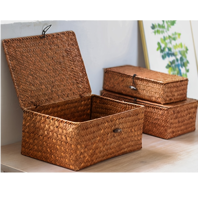 Hand-Woven Storage Basket with Lid & Wooden Clasps - Rustic Suitable for,, Crafts, Decor - Lightweight Portable Basket Suitable for Small Items, Gift for And, Shelf Baskets