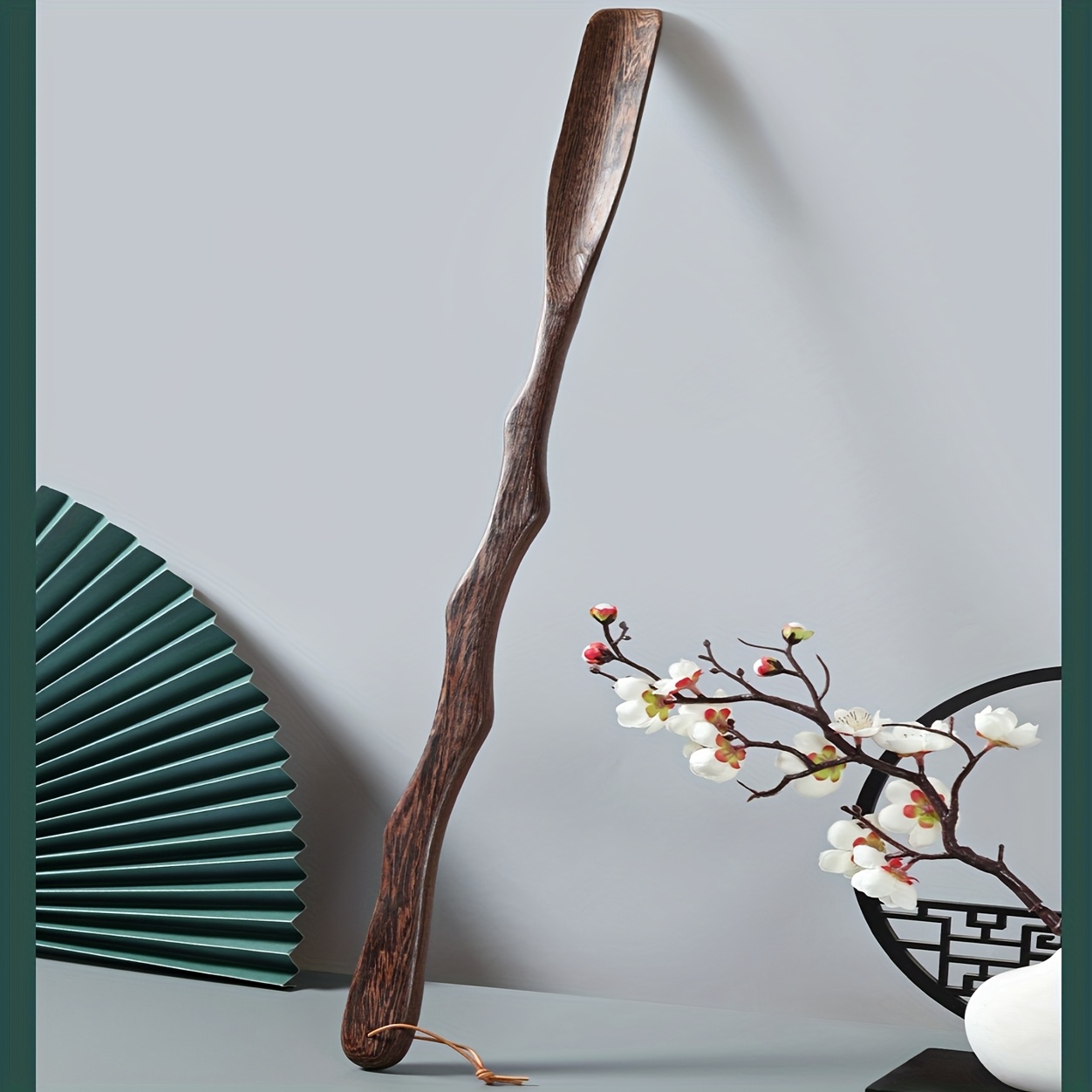 2-Pcs Wooden Shoe Horns Set: Extra Long 70.99cm Ergonomic Bent Design + Compact 15.01cm Straight - Comfortable & Durable Easy Use Shoehorn Helper