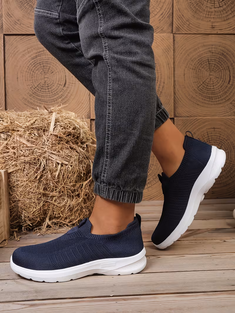 mens knit slip on casual sneakers lightweight ideal for daily commutes weekend trips versatile easy on shoes Product details 10