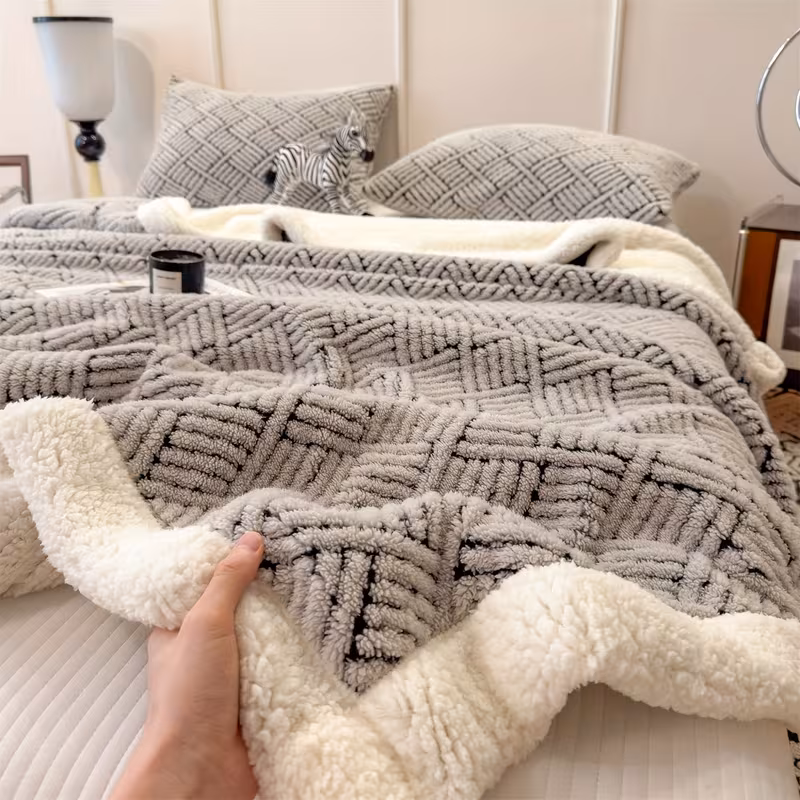 1pc of luxurious jacquard velvet blanket double layer thick insulation soft comfortable beige friendly suitable for autumn and winter suitable for bedroom living room sofa use machine washable pillowcase not included cozy Product details 9