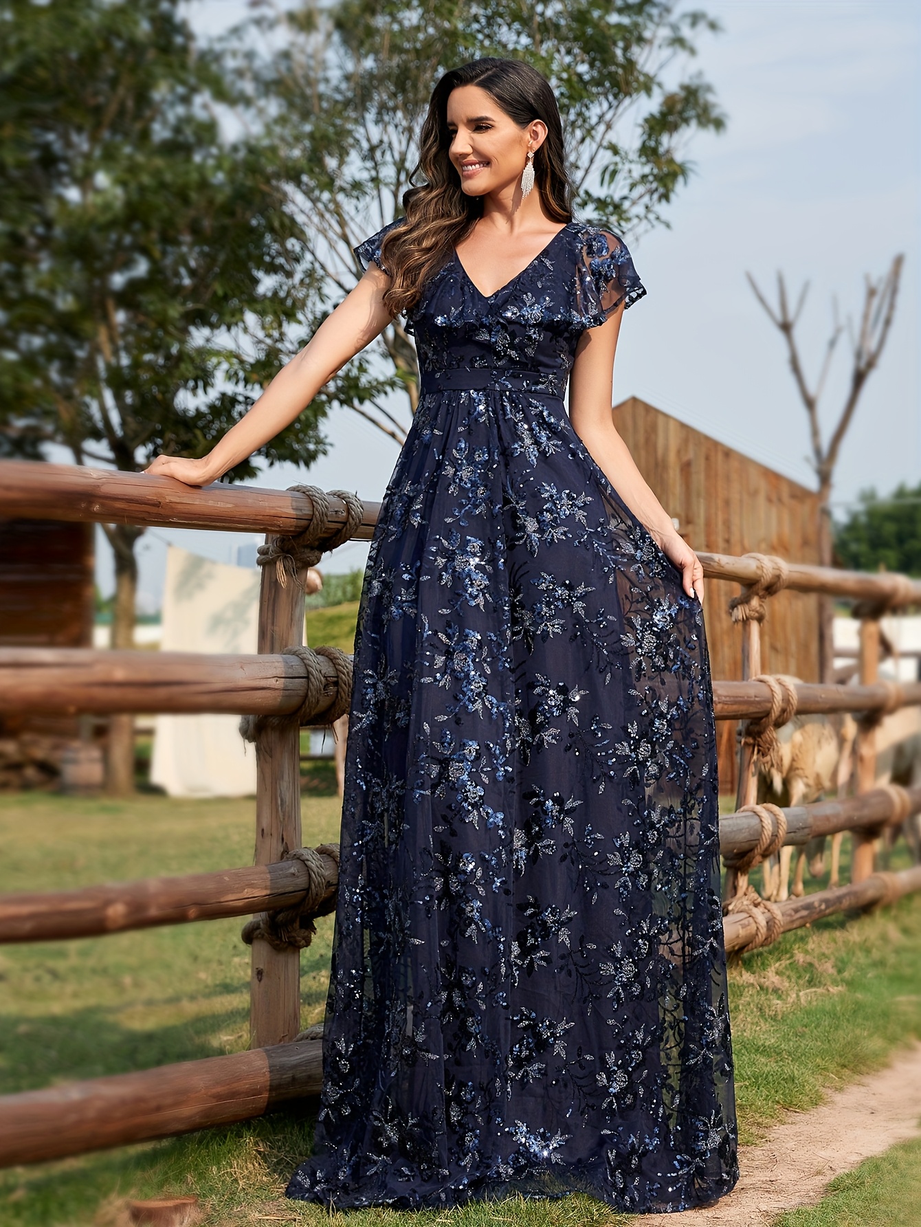 Women's Navy Blue Floral Embroidered Deep V-Neck Evening Gown High Waist  A-Line Formal Dress with Flared Train, Sleeveless Long Length for Weddings