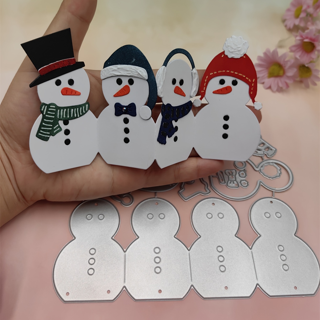 

A Carbon Steel Mold For Making A Snowman For Christmas, Suitable For Diy Cutting, Carbon Steel Cutting Machine, And Cutting Mold.