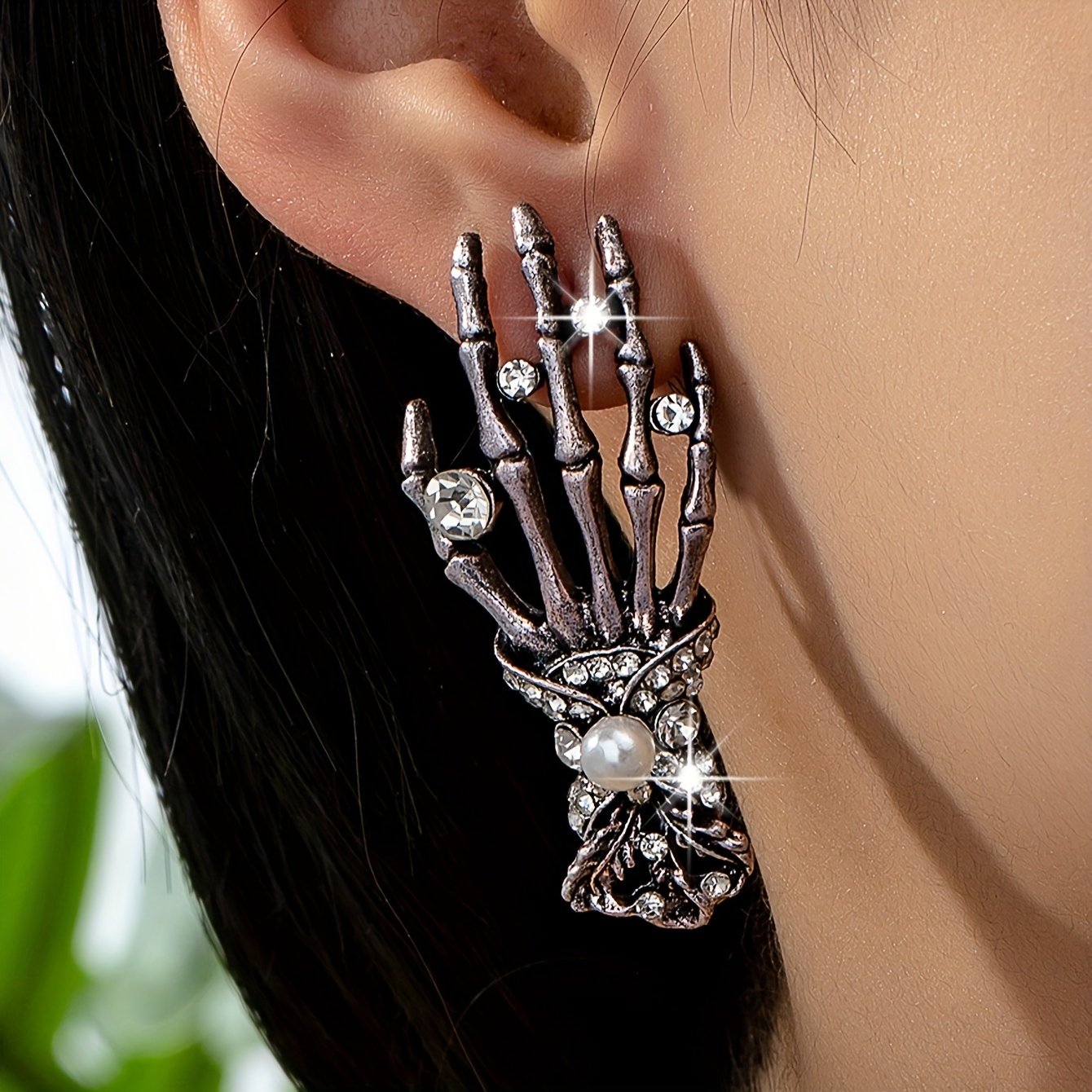 

Gothic Vintage-inspired Skeleton Hand Stud Earrings With Rhinestones And Pearl Accents, Zinc Alloy With Iron Ear Needle, Punk Style Party Jewelry For Halloween And Festivals, Suitable For All