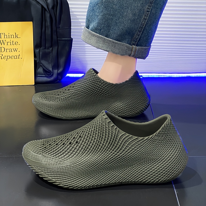 Men'S Shoes Summer 2025 New Outdoor Sports Non-Slip Fishing Wading Shoes Thick Sole Beach Clogs Sandals Men