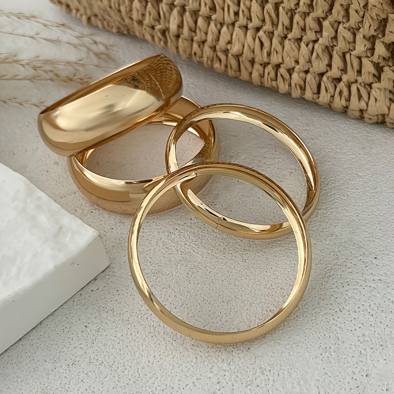 4pcs Vintage Style Thick Hoop Metal Bracelet Set, Elegant Design
