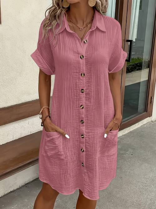 Artikelbild einfaches uni-farbenes hemdkleid, aus atmungsaktivem material, mit reverskragen ordentlicher knopfleiste, die vintage-charme verleiht