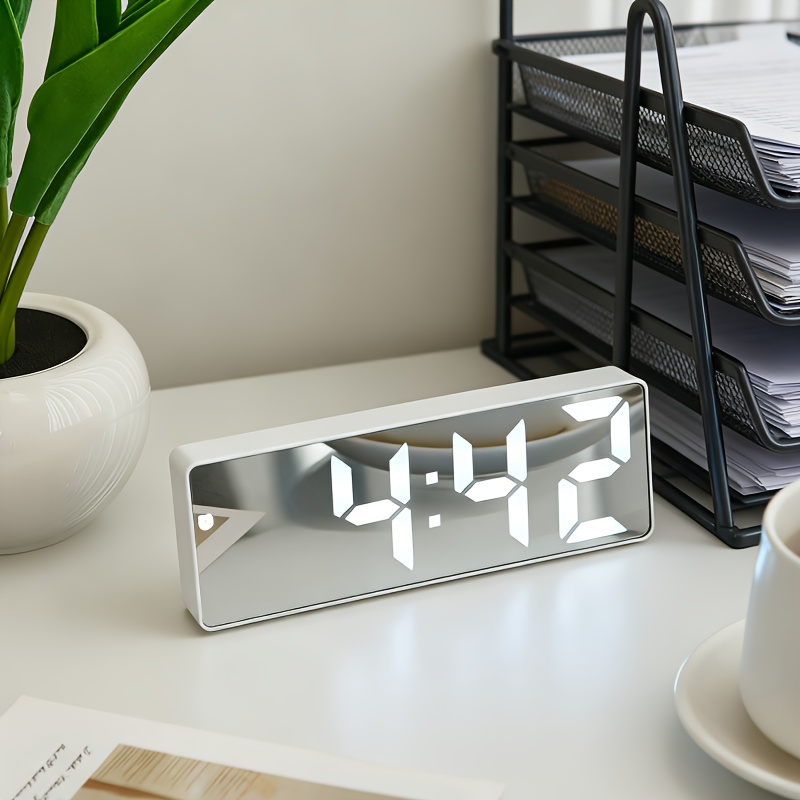 TEMU Contemporary Led Desk Clock With Temperature Display Brightness Adjustment Night Snoozes Functions 12/24hour Mode Led Electronic Clock For