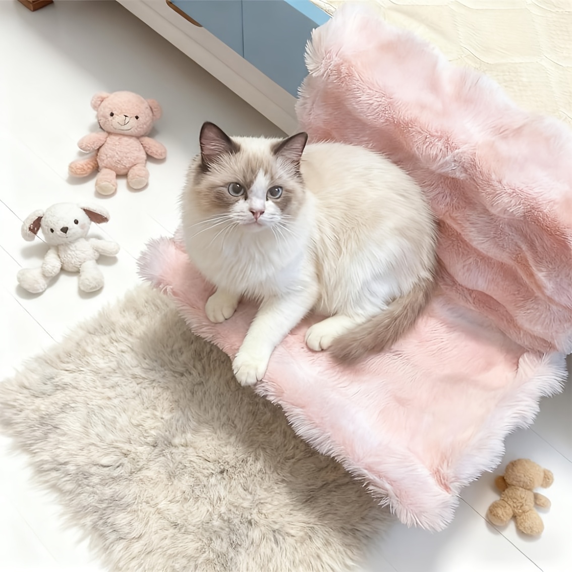 1 hamac moelleux pour chat - lit de couchage pour animal avec coussin doux et housse amovible lavable - tissu en polyester résistant et base antidérapante - installation stable sans perçage - utilisation toute saison pour canapé/bord de lit/appui de fenêtre