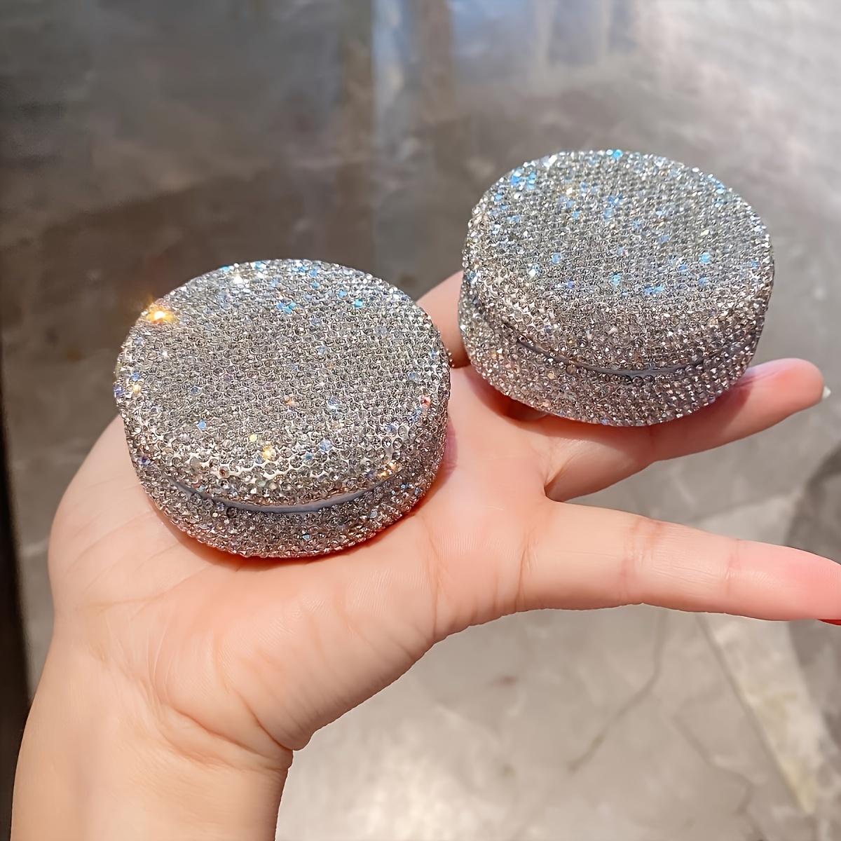 1pc Luxurious Rhinestone Loose Powder Case With Puff, Portable, Leak-Proof, Large Capacity & Elastic Mesh Pocket, Compact For Travel details 4