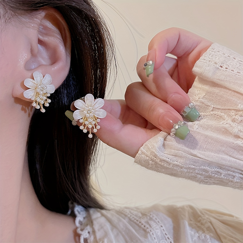 

Pearl Acrylic Flower Earrings, S925 , Total Weight 5g