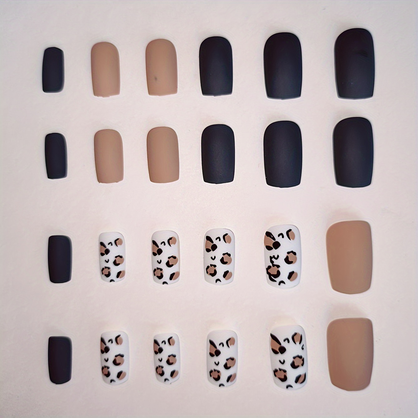 Stripped Leopard Press on nails