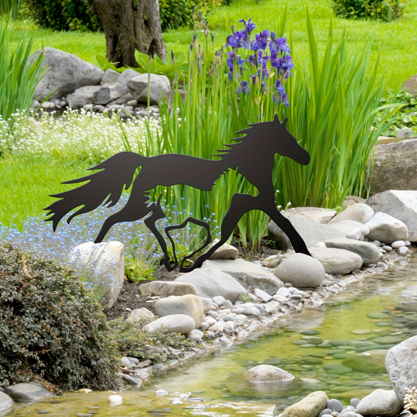 

1pc Rustic Farmhouse Decor, Black Metal Running Horse Silhouette Yard Sign With Removable Stakes, Outdoor Lawn & Garden Decor, Fence Ornament