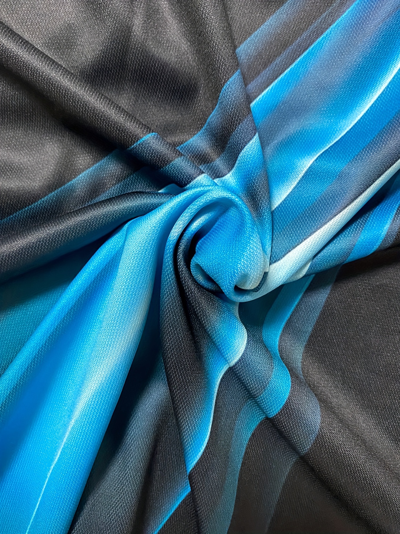 Plus Size Men's Golf T-shirt, Popular Retro Style Blue Lines Geometric Elements Design Print Short Sleeve Tennis Tees For Summer, Casual Trendy Tops For Males, Leisurewear For Big & Tall Guys