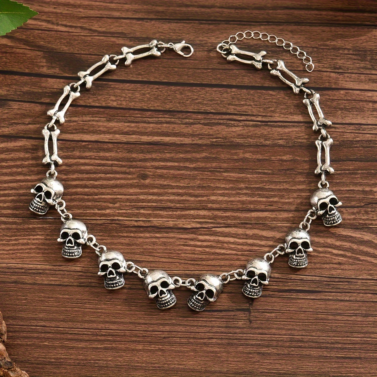 TEMU Collier ras du cou de fête pour femme avec d'Halloween de style gothique vintage européen et américain