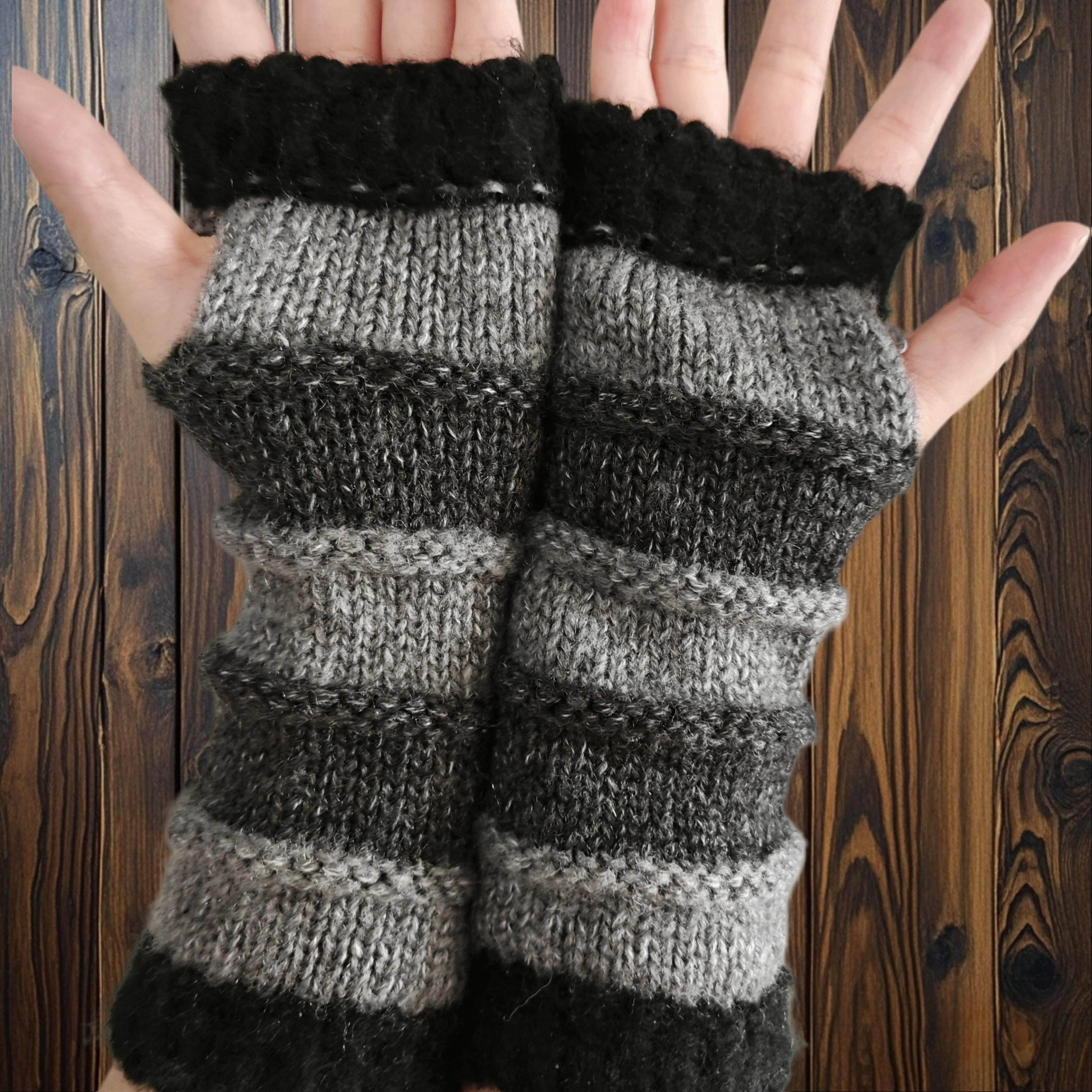 

Cozy Knit Fingerless Gloves For Women - Stretchy, Warm Fleece With Design, Autumn & Winter