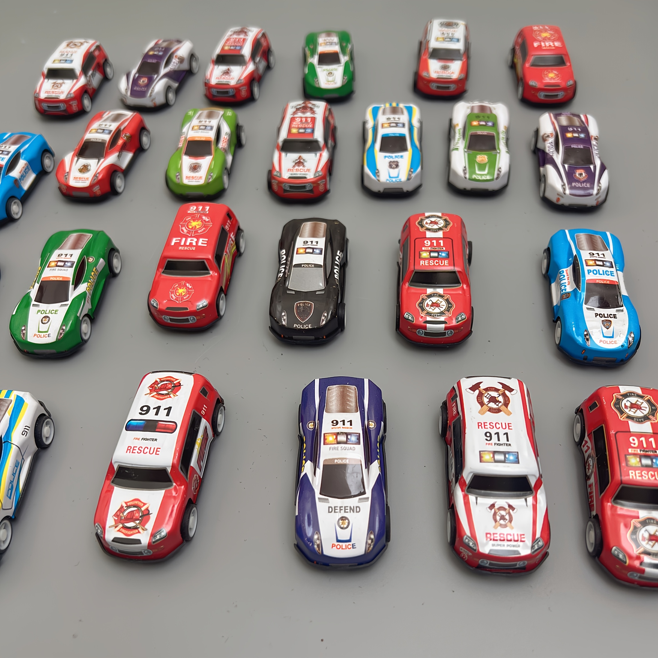 36pcs Metal Police Fire Truck Toys with Pull Back Action, 911 Emergency Vehicles Ambulance, Weather Resistant Sturdy Construction, Imaginative Play, Cool Stuff for Room Decor, School Supplies Cheap Stuff, Local Warehouse Fast Ship, Clearance Closeout Special Birthday Gift, Christmas Halloween Gifts for Boys Girls Ages 3+