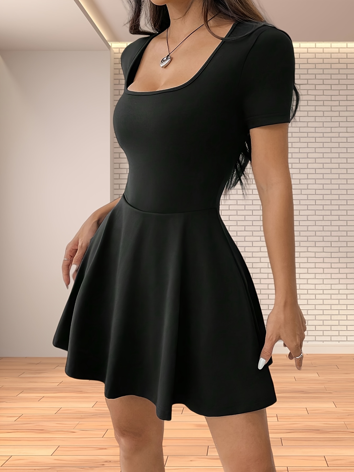 a black fitted short sleeve dress a easy elegant design - Temu Mauritius