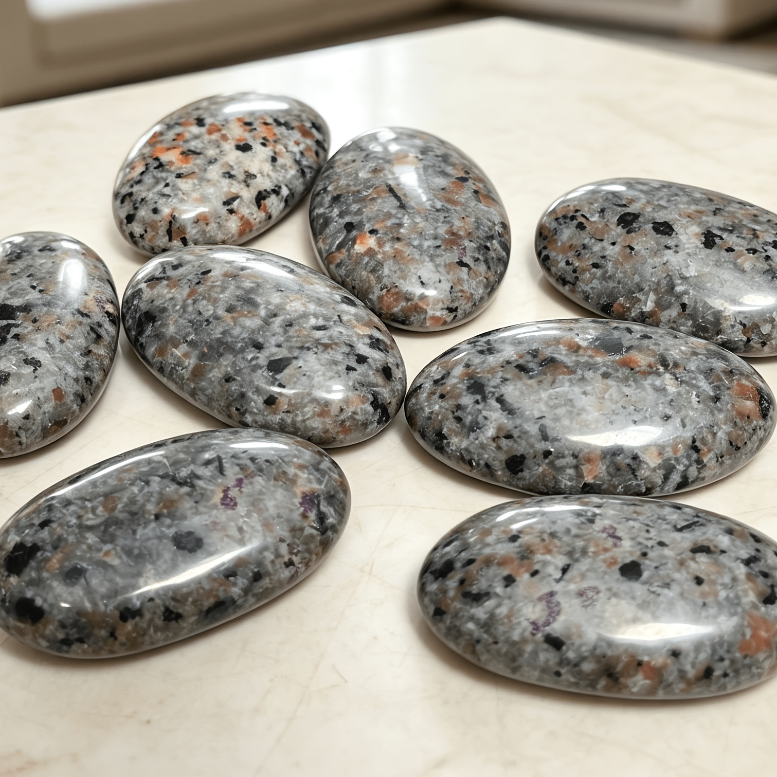2pcs Natural Flame Stone Yooperlite Palm Stone Set
