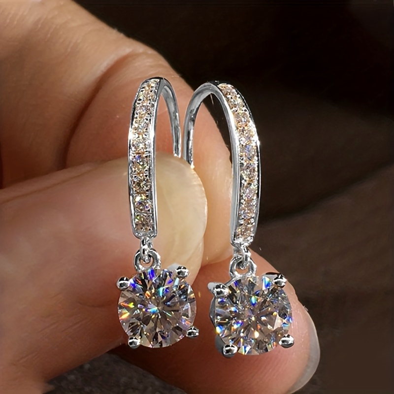 TEMU New Women's 4 Claw Sparkling Circular Synthetic Zirconia Ear Hook, Suitable For Daily Dressing And Decoration, Wedding And Engagement Earrings,