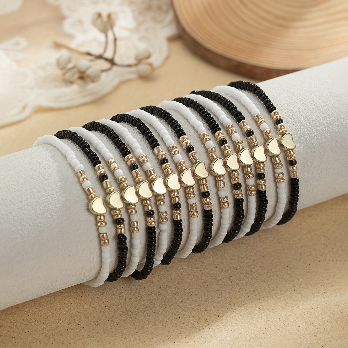 

14pcs Bohemian Style Black And Beads Love Layered Fashionable Women's Beaded Bracelet Suitable For Gift And Casual Attire