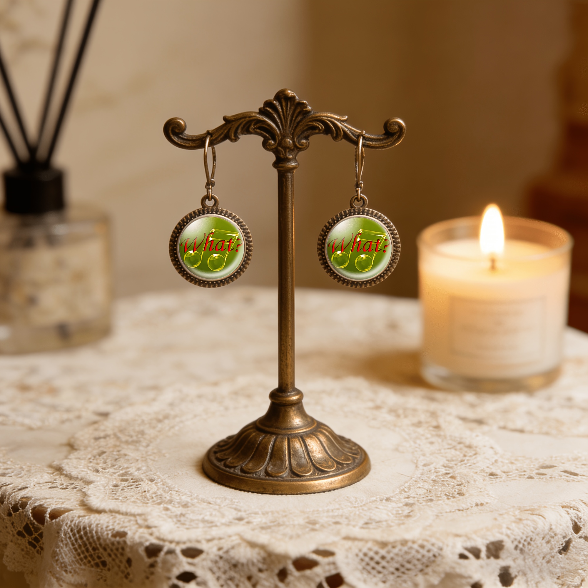 2pcs Classic Pendant Earrings with Green Circular Design