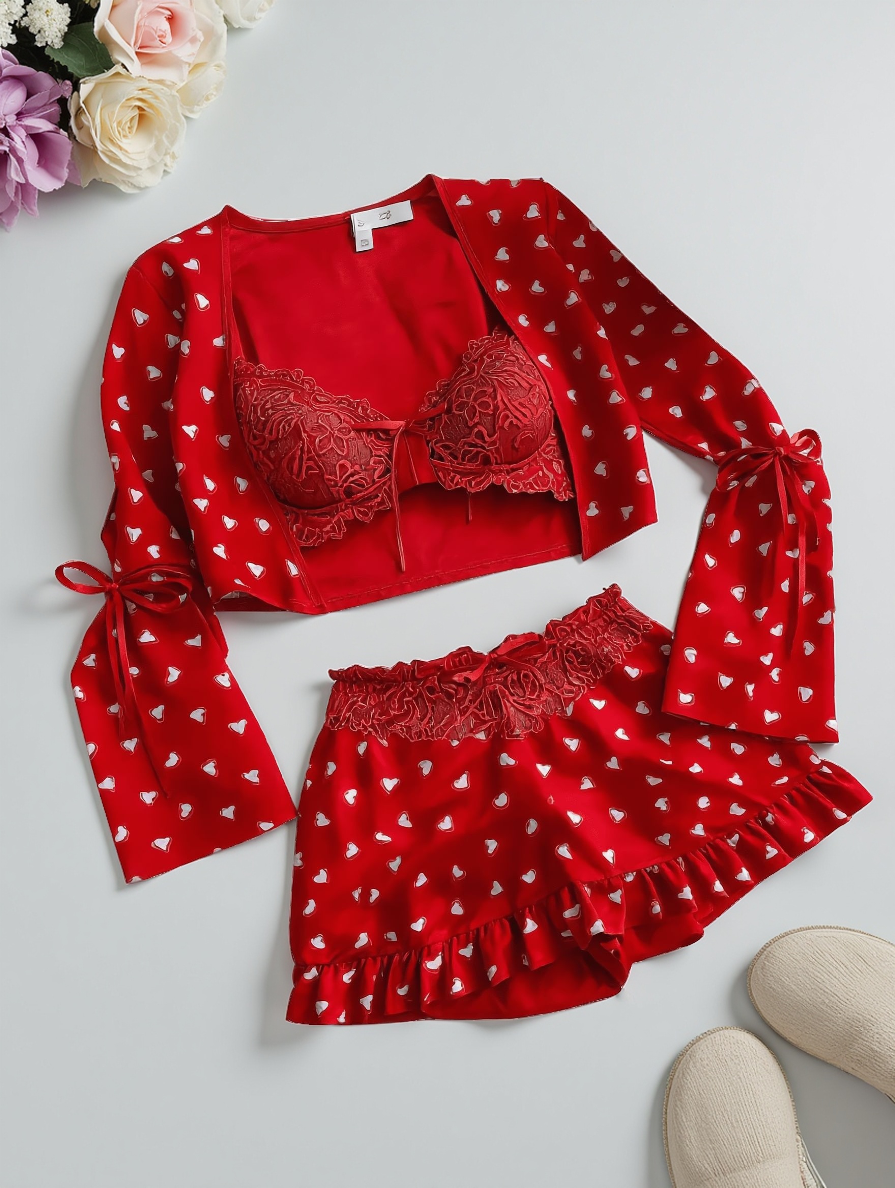 3 Sets Of Europe And The United States See-through Sexy Erotic Underwear Red Love Bra Short Skirt Thong Pants Three Sets to Send A Lover Gift Lover