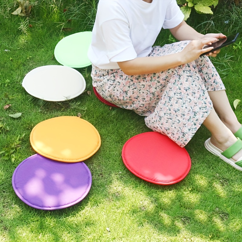 

2pcs Vibrant Portable Seat Cushions - , Easy-to-clean Polyester, 12" Round, Outdoor Camping Mats For All Holidays