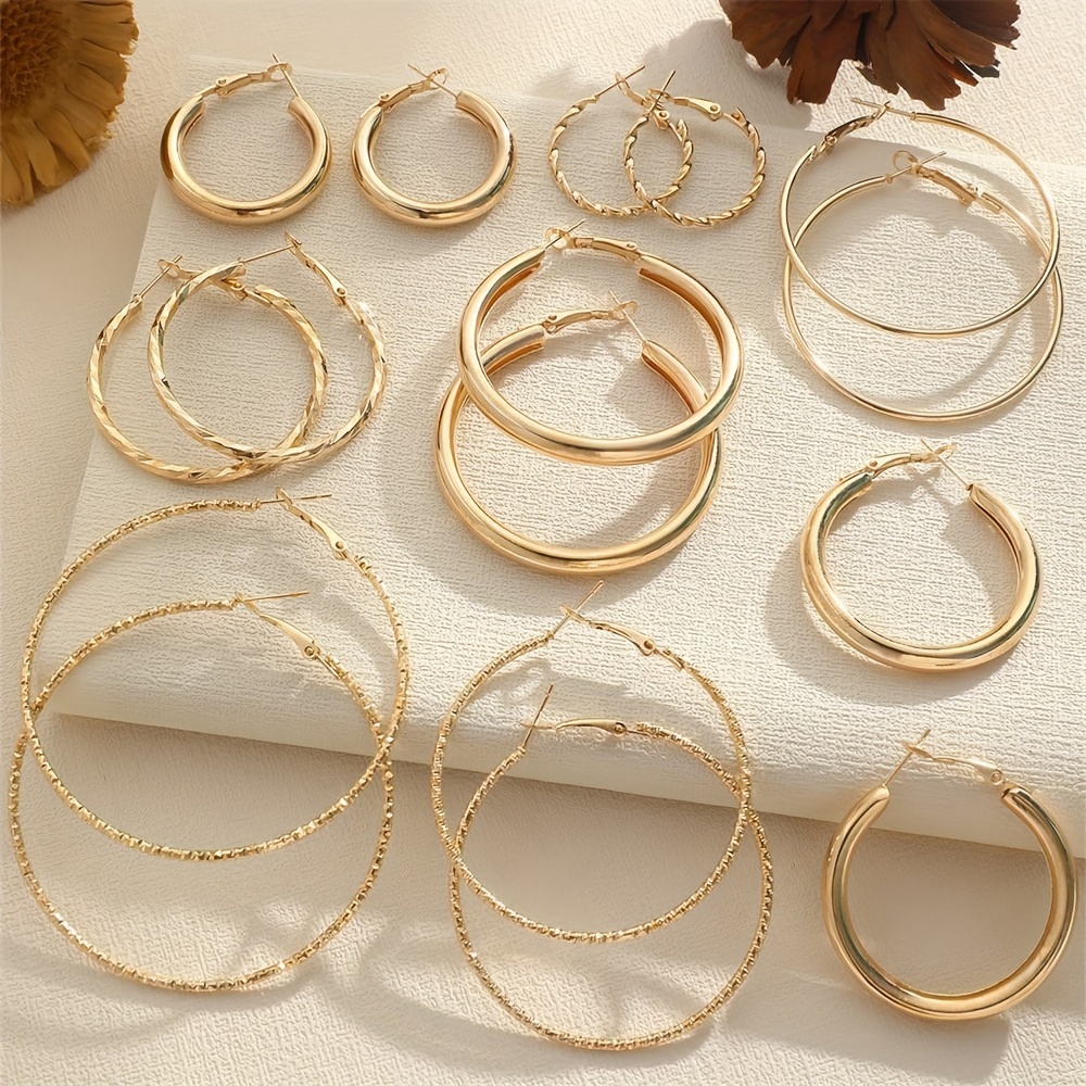 

16-piece Vintage Style Hoop Earrings Set - 14k Golden Plated Alloy, Sexy & Elegant Simple Design, No Mosaic, Versatile For Daily & Holiday Wear, Fashionable Jewelry Gift Set For Women