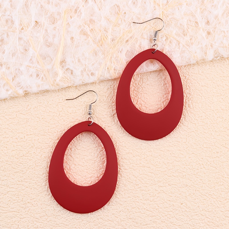 2pcs Hollow-Out Candy-Colored Oval Acrylic Earrings