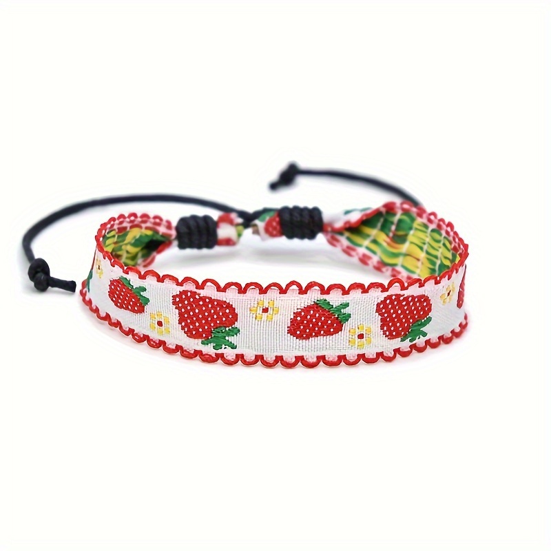 

Strawberry Embroidered Bracelet Elegant Vintage Style Suitable For Women Summer Daily Casual