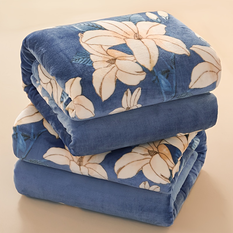 1pc contemporary floral throw blanket soft warm plush flannel fleece active print 180 200gsm with polyester   for sofa bed car     details 5