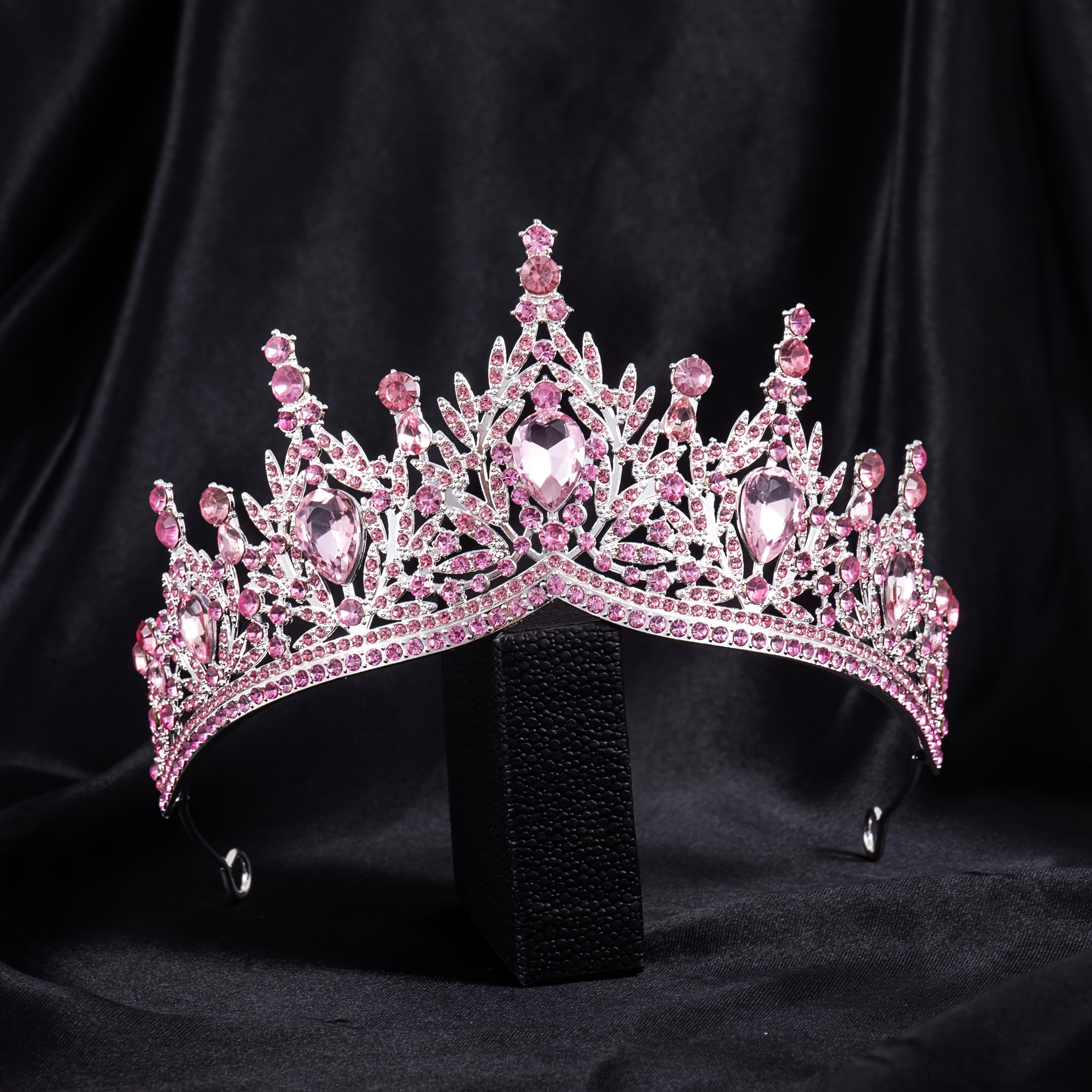 Image of 1pc Women's Silvery Vintage Large Glass Fashionable Luxury Crown Bridal Headpiece Wedding Accessory 18th Birthday Party Photo Prop Decoration Tiara