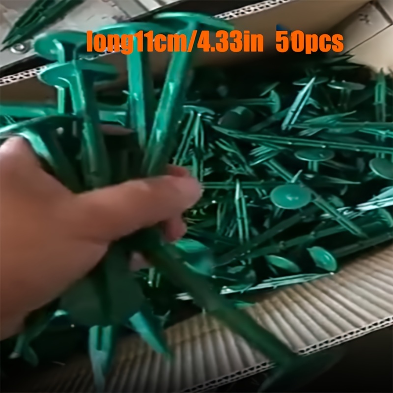 

50pcs Garden Stakes, 11cm/4.33 Inches Durable Plastic Pegs, Barb Design Landscape Fabric Pins, Barrier Fixing Nails, Greenhouse Tent Securing Pegs