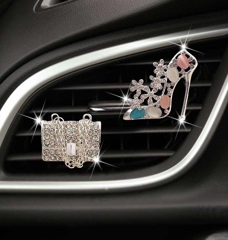 2pcs A set of car air conditioner outlet perfume aromatherapy clips for high-heeled shoes, diamond-encrusted bags and crowns, exquisite car interior Rhinestone aromatherapy accessories female air freshener light fragrance