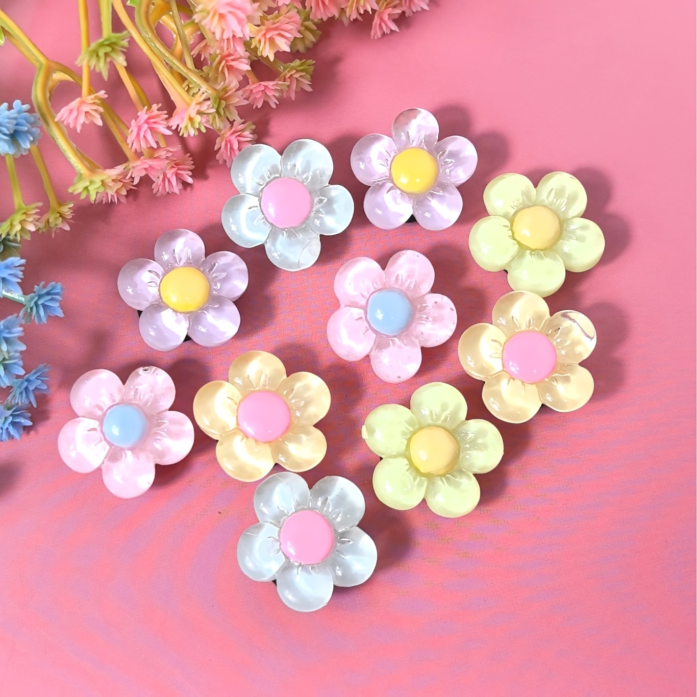 E-shop Mehrfarbige Harz-Blumen Schuhanhänger, eistransparente Macaron-Farben, für Hausschuhe und Schuhverschlüsse - Perfektes Geburtstagsgeschenk oder